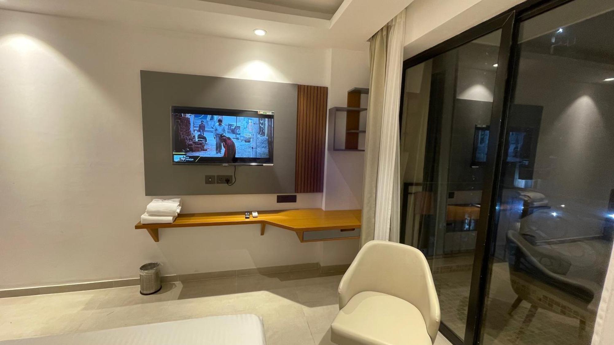 Hotel Maple Tree - Near Ekana Cricket Stadium - Lucknow Dış mekan fotoğraf