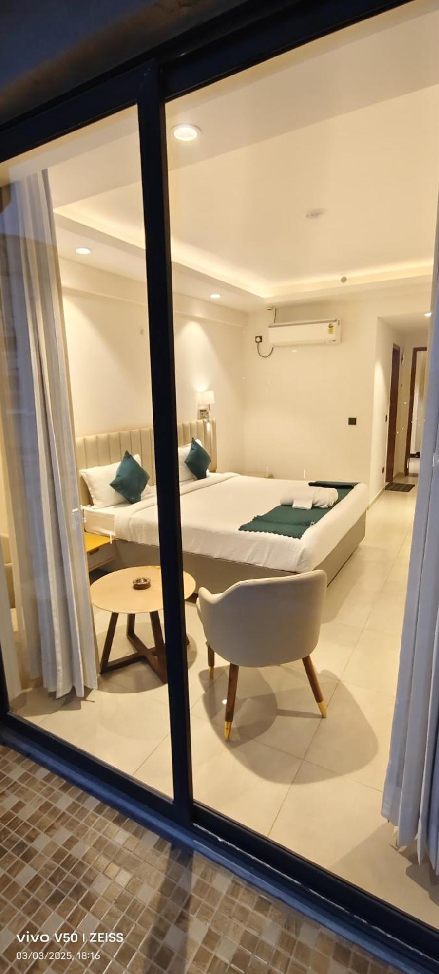 Hotel Maple Tree - Near Ekana Cricket Stadium - Lucknow Dış mekan fotoğraf