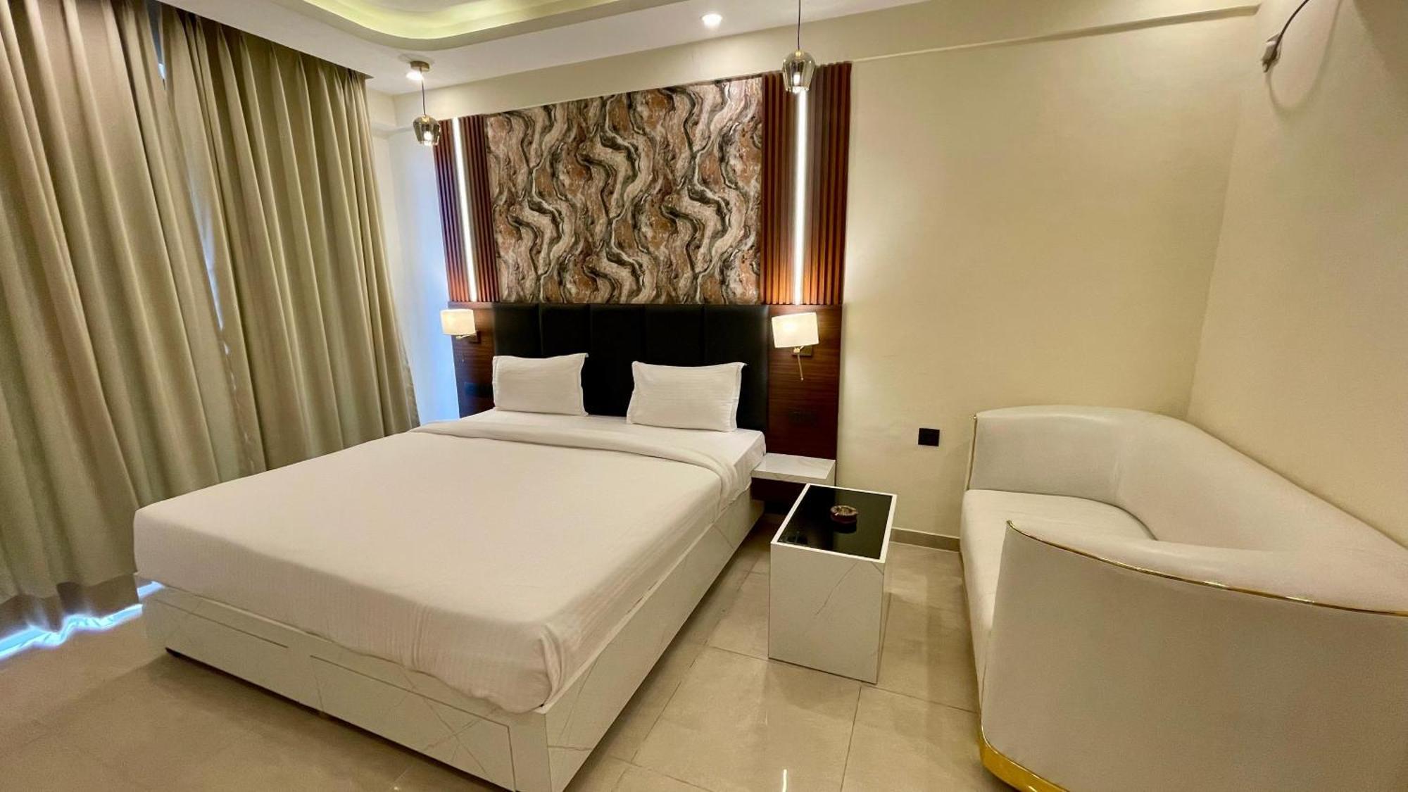 Hotel Maple Tree - Near Ekana Cricket Stadium - Lucknow Dış mekan fotoğraf