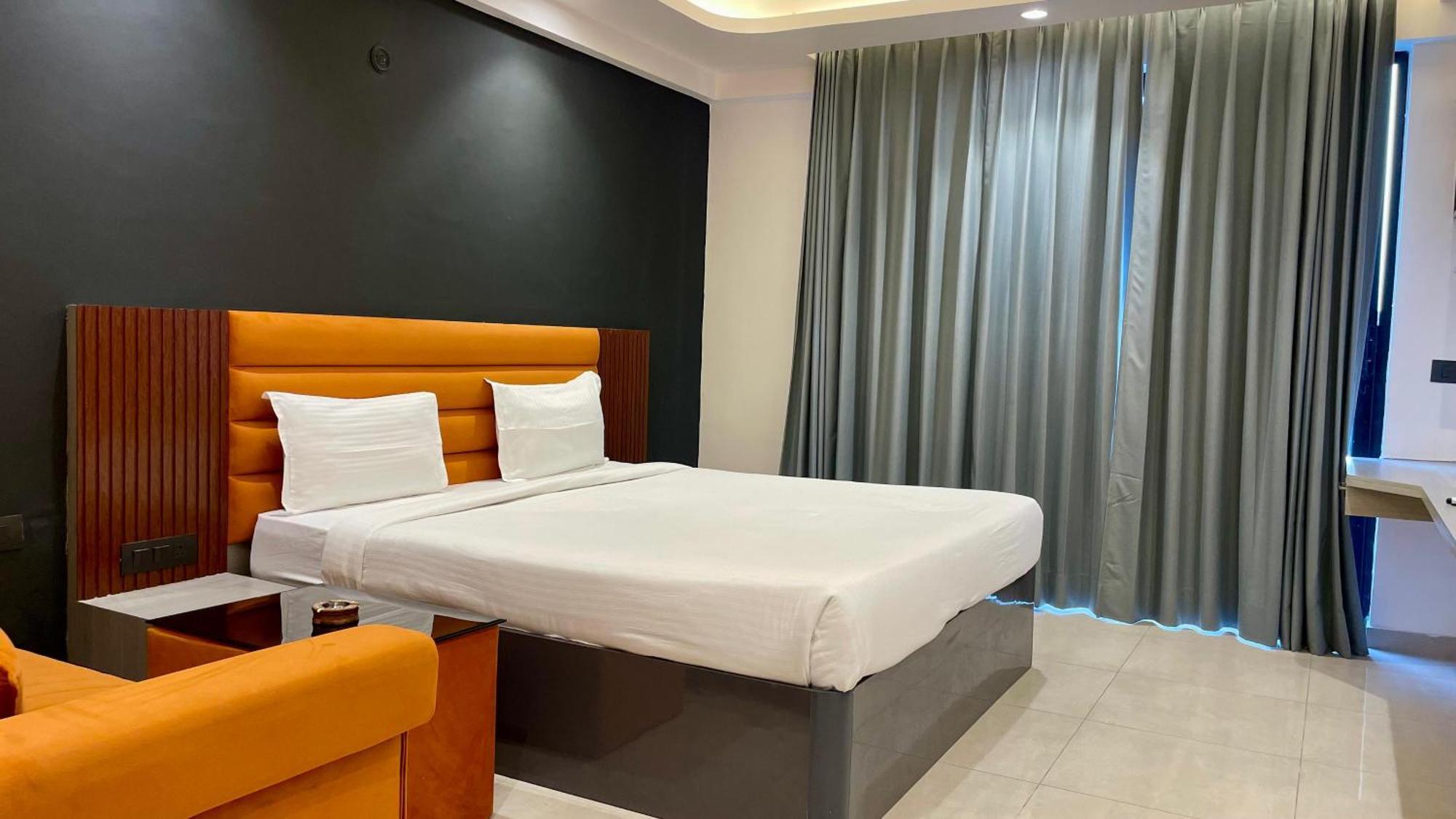 Hotel Maple Tree - Near Ekana Cricket Stadium - Lucknow Dış mekan fotoğraf